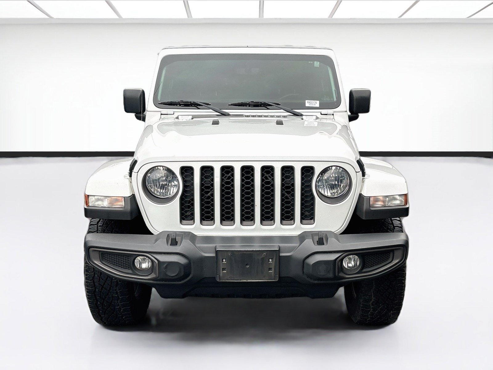 Used 2021 Jeep Gladiator Sport w/ Quick Order Package 24Q 80Th AWD/4WD image 2