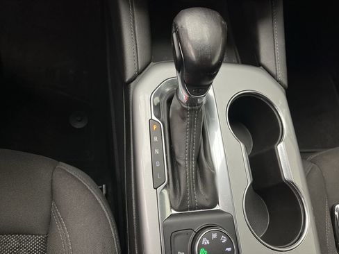 Used 2019 Chevrolet Blazer LT image 24