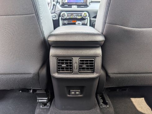 Used 2023 Toyota RAV4 XLE AWD/4WD image 18