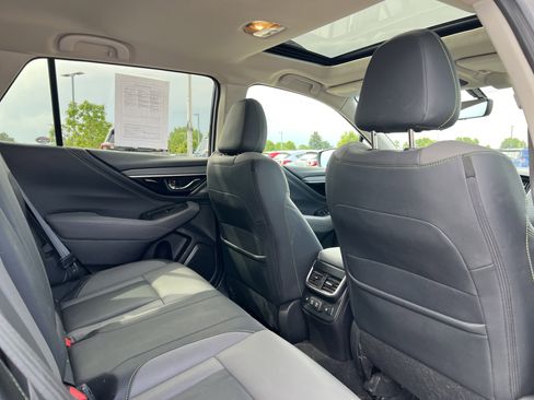 Used 2020 Subaru Outback Onyx Edition XT AWD/4WD image 18