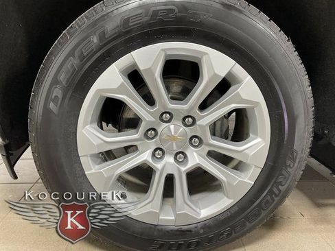 Used 2022 Chevrolet Silverado 1500 LTZ AWD/4WD image 7