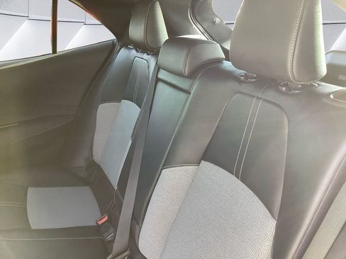 Used 2020 Toyota Corolla XSE FWD image 18