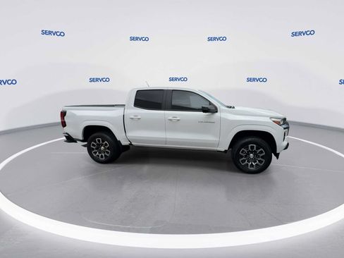 Used 2023 Chevrolet Colorado LT w/ LT Convenience Package II RWD image 2