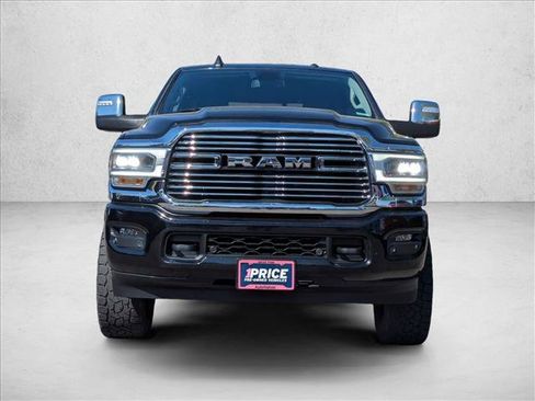 Used 2023 RAM 2500 Laramie AWD/4WD image 2