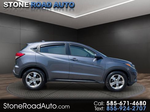 Used 2019 Honda HR-V LX image 1