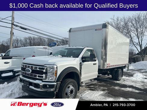 New 2026 Ford F550 2WD Regular Cab Super Duty image 1