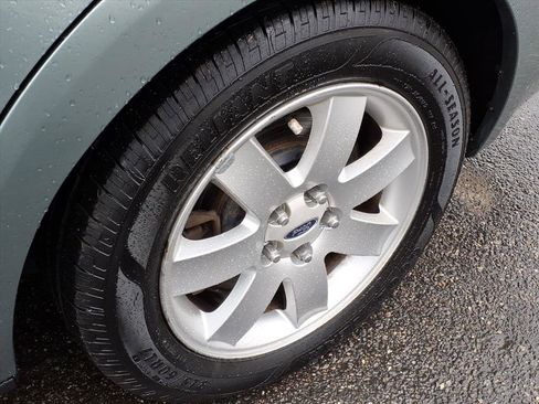 Used 2006 Ford Five Hundred SEL image 11