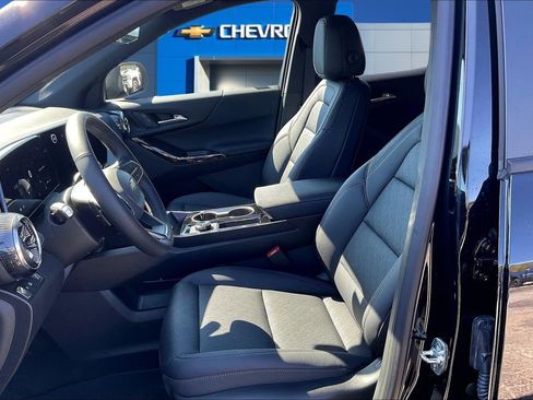 New 2026 Chevrolet Equinox LT w/ Convenience Package II image 24