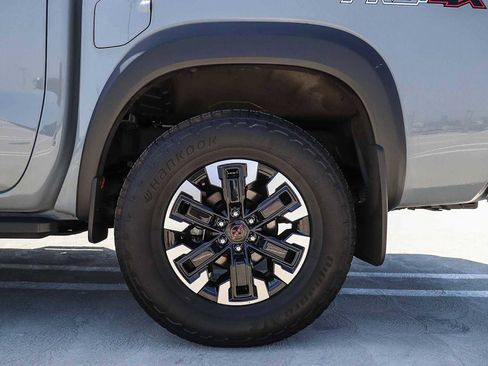 Used 2023 Nissan Frontier PRO-4X w/ Pro Convenience Package AWD/4WD image 10