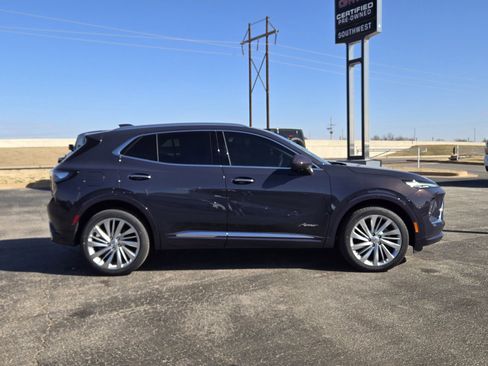 New 2026 Buick Envision Avenir image 7