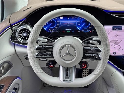 Used 2022 Mercedes-Benz EQS AMG 4MATIC image 21