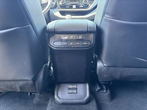 Certified 2026 Toyota Highlander XLE AWD/4WD image 22