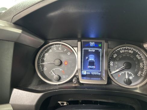 Used 2019 Toyota Tacoma image 25