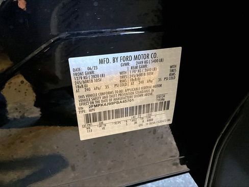 Used 2023 Ford Edge SEL image 33