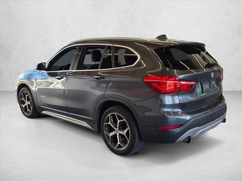 Used 2017 BMW X1 xDrive28i w/ Premium Package AWD/4WD image 5