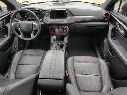 Used 2022 Chevrolet Blazer RS w/ Enhanced Convenience Package image 9