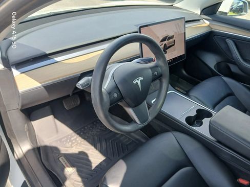 Used 2023 Tesla Model 3 Standard Range RWD image 7