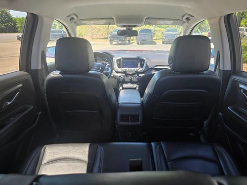 Used 2019 GMC Terrain SLT image 22