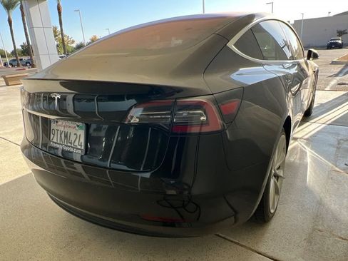 Used 2018 Tesla Model 3 Mid Range RWD image 6