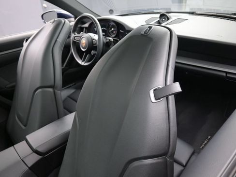 Certified 2020 Porsche 911 Carrera RWD image 24