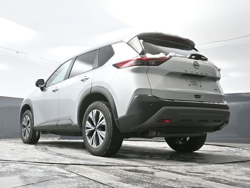 Used 2023 Nissan Rogue SV FWD image 20