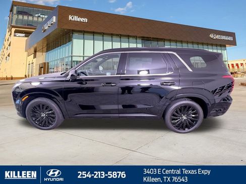 Used 2025 Hyundai Palisade Calligraphy image 5