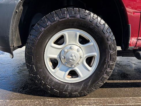 Used 2014 RAM 3500 Tradesman w/ Popular Equipment Group image 17