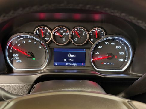 Used 2021 Chevrolet Silverado 1500 RST w/ Texas Edition Plus image 17