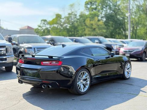 Used 2017 Chevrolet Camaro SS RWD image 8