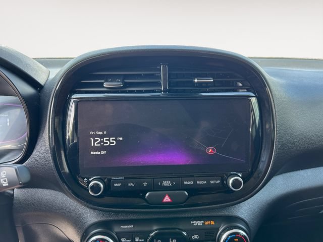Used 2024 Kia Soul EX w/ Option Group 015 FWD image 14