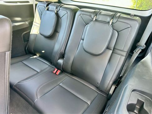 Used 2023 Lincoln Aviator Reserve w/ Equipment Group 201A RWD image 14