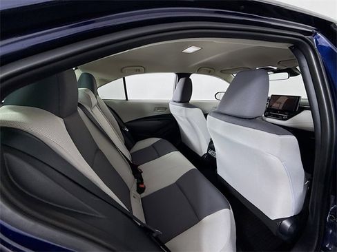 Certified 2025 Toyota Corolla LE image 29