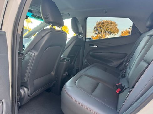 Used 2020 Chevrolet Bolt Premier w/ Infotainment Package image 26