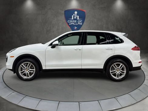 Used 2016 Porsche Cayenne w/ Premium Package Plus AWD/4WD image 2