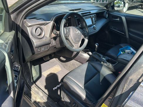 Used 2016 Toyota RAV4 SE AWD/4WD image 7