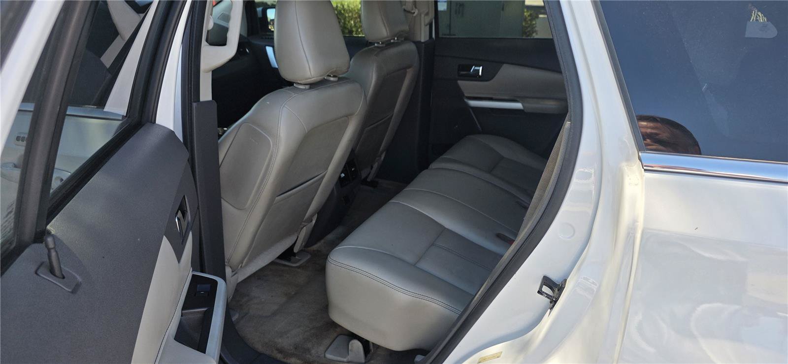 Used 2012 Ford Edge Limited FWD image 13