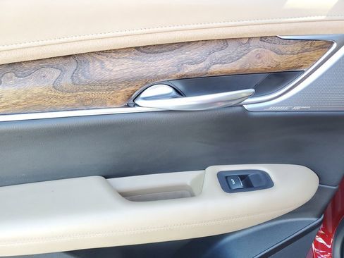 Used 2020 Cadillac XT5 Premium Luxury w/ Platinum Package image 15