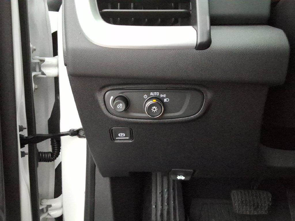 Used 2019 GMC Terrain SLE w/ LPO, Floor Liner Package AWD/4WD image 37