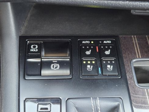 Certified 2022 Lexus RX 450hL Luxury image 28