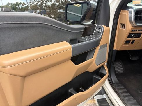 Used 2022 Ford F150 Lariat AWD/4WD image 7