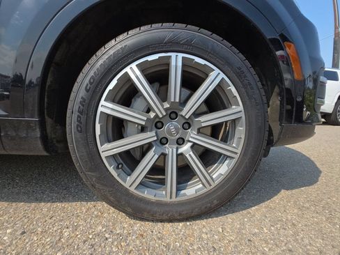 Used 2019 Audi Q7 3.0T Premium Plus w/ Premium Plus Package AWD/4WD image 29