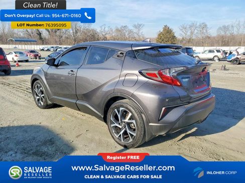Used 2018 Toyota C-HR XLE image 3