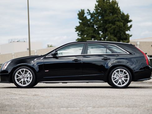 Used 2012 Cadillac CTS V w/ Wood Trim Package image 22