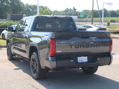 Used 2022 Toyota Tundra SR5 image 14