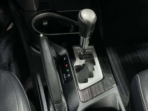 Used 2017 Toyota RAV4 Limited image 28
