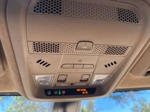 Used 2022 Cadillac XT5 Premium Luxury w/ Platinum Package image 14