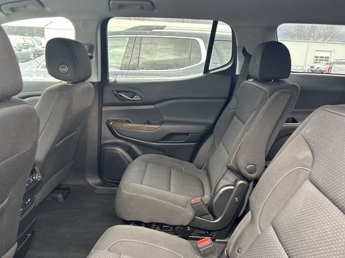 Used 2023 GMC Acadia SLE w/ Driver Convenience Package image 33