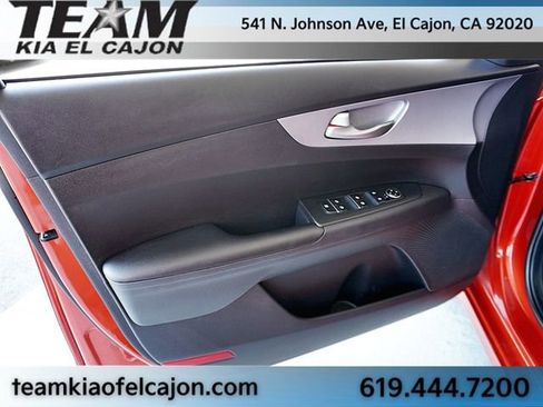 Used 2022 Kia Forte LXS w/ LXS Technology Package FWD image 21