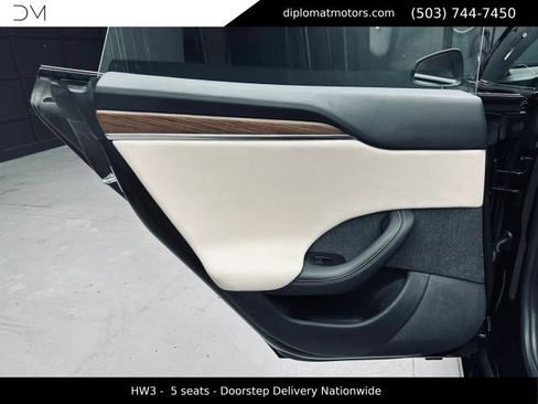 Used 2022 Tesla Model S AWD/4WD image 26