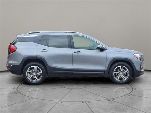 Used 2020 GMC Terrain SLT image 13
